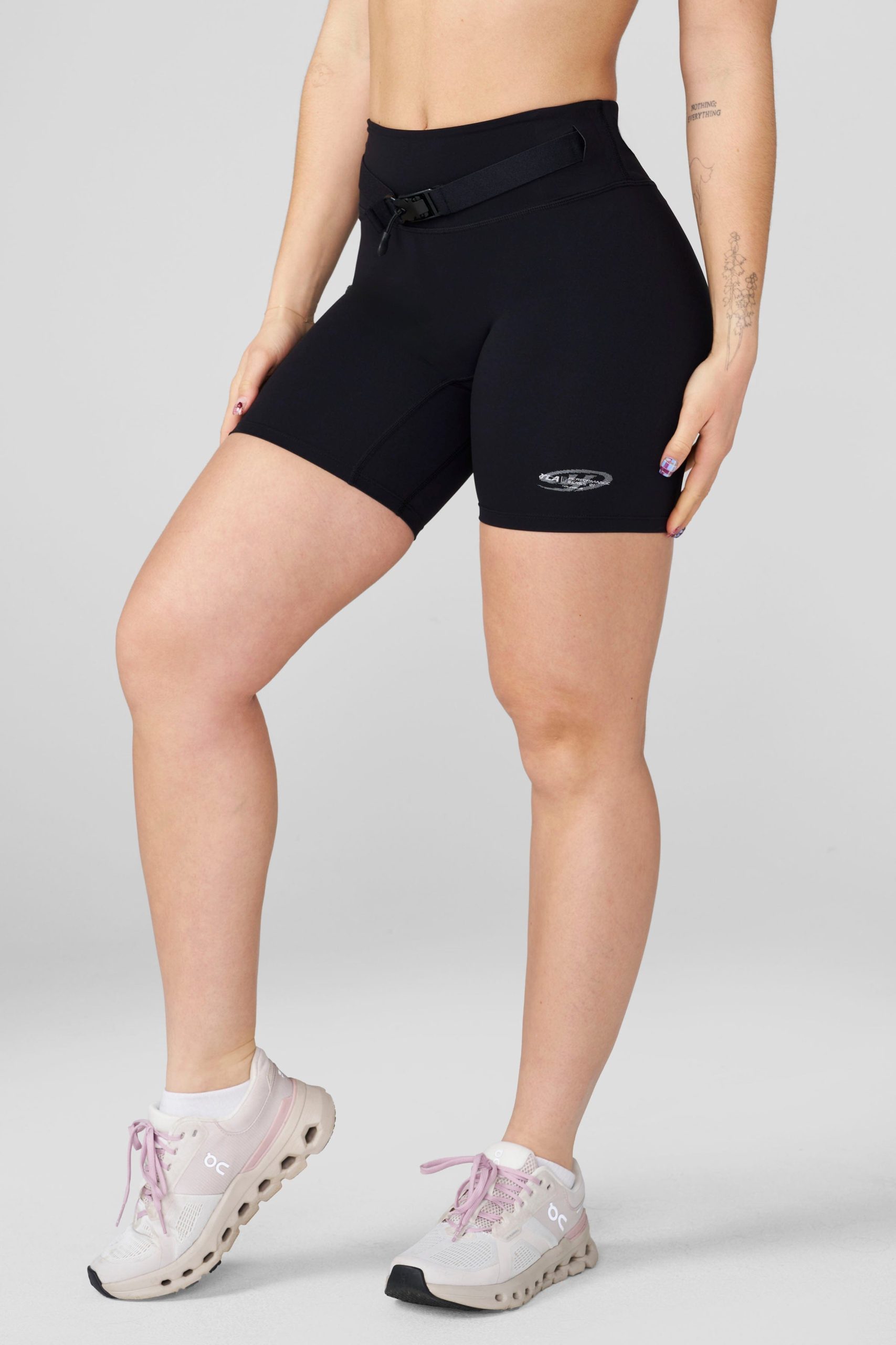 W1120 - Velocity Shorts - Image 9