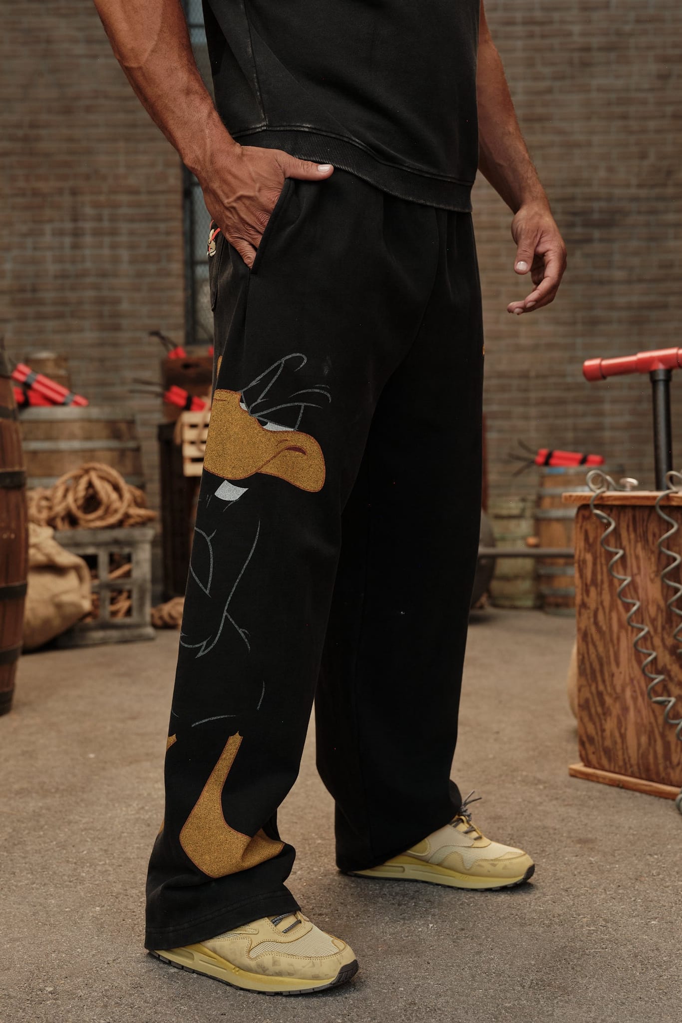 2169 - Looney Tunes Character Sweats - Image 3
